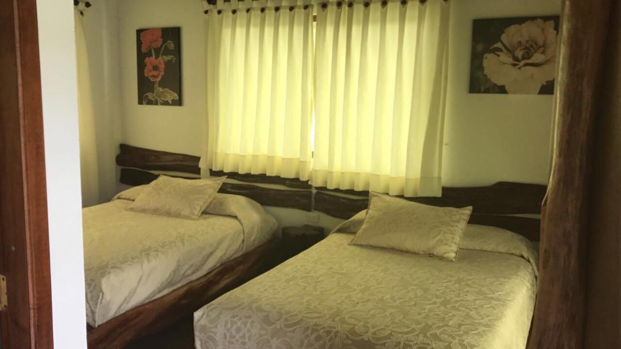 Hosteria Tierra Dorada Yantzaza Екстериор снимка